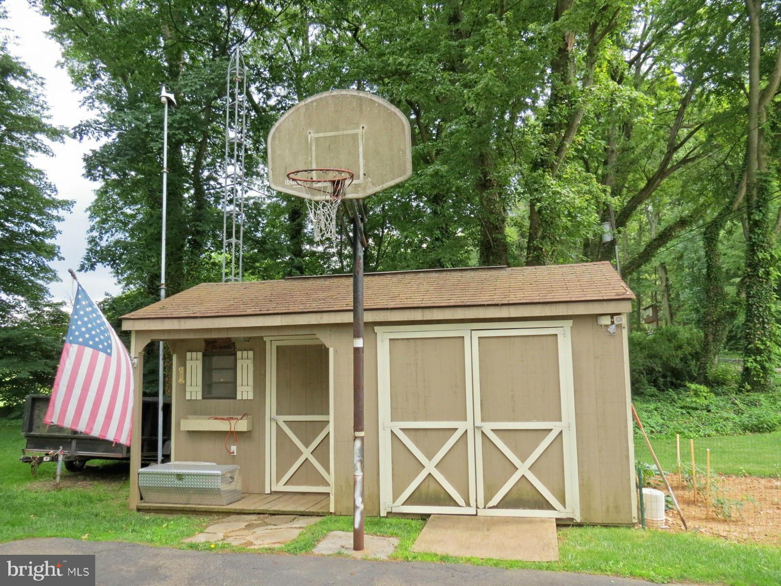 5401 Cabbage Spring Road Mount Airy, MD 21771 - Photo 27 of 30 Large Shed