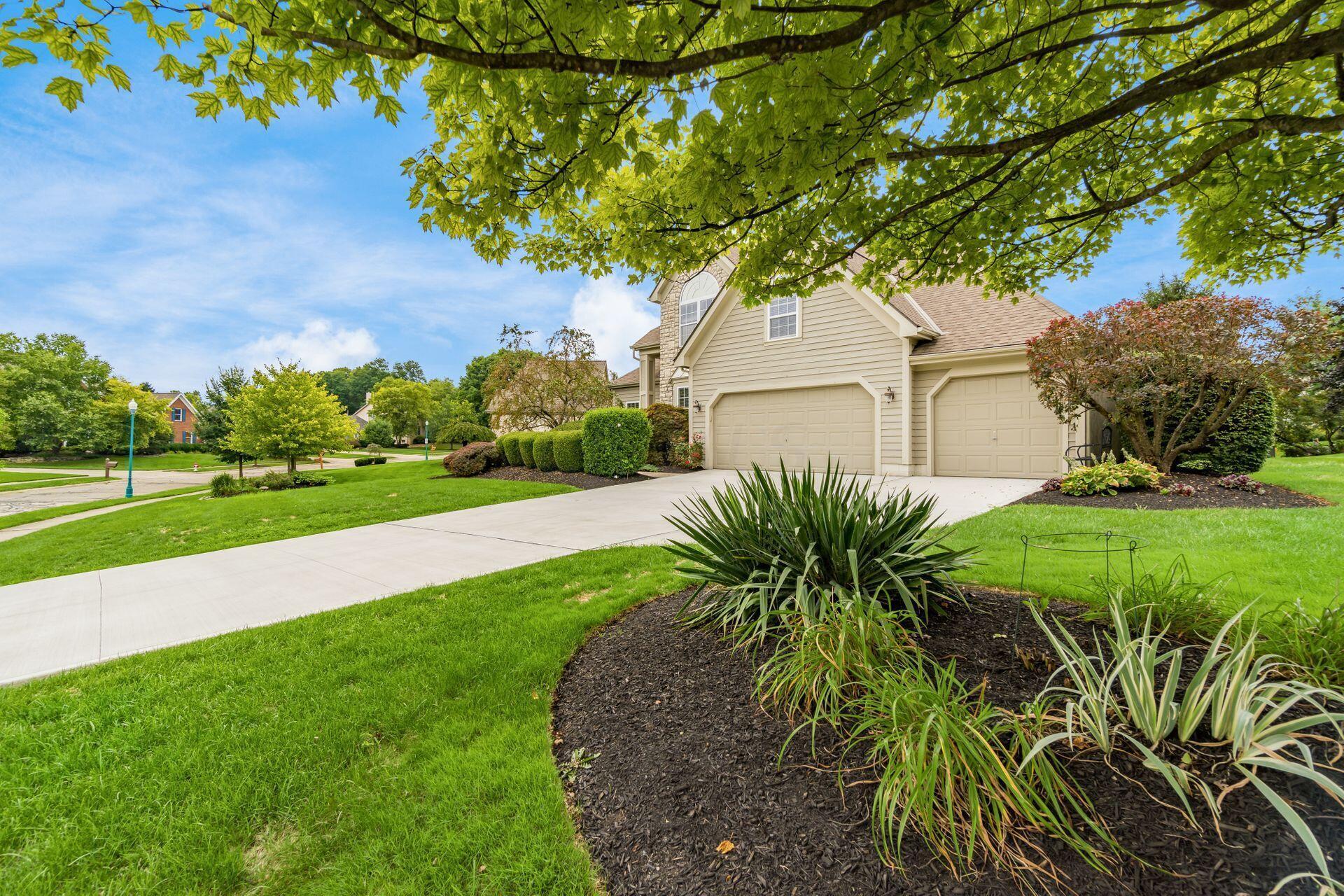 960 Reece Ridge Drive Columbus, OH 43230 - Photo 4 of 66 006_ 960 Reece Ridge Dr - 006