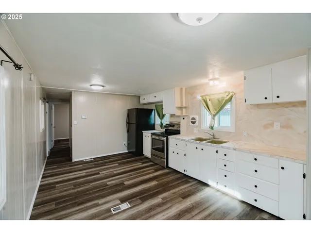 $55,000 | 4882 Lancaster Drive, Unit 7, Salem, OR 97305