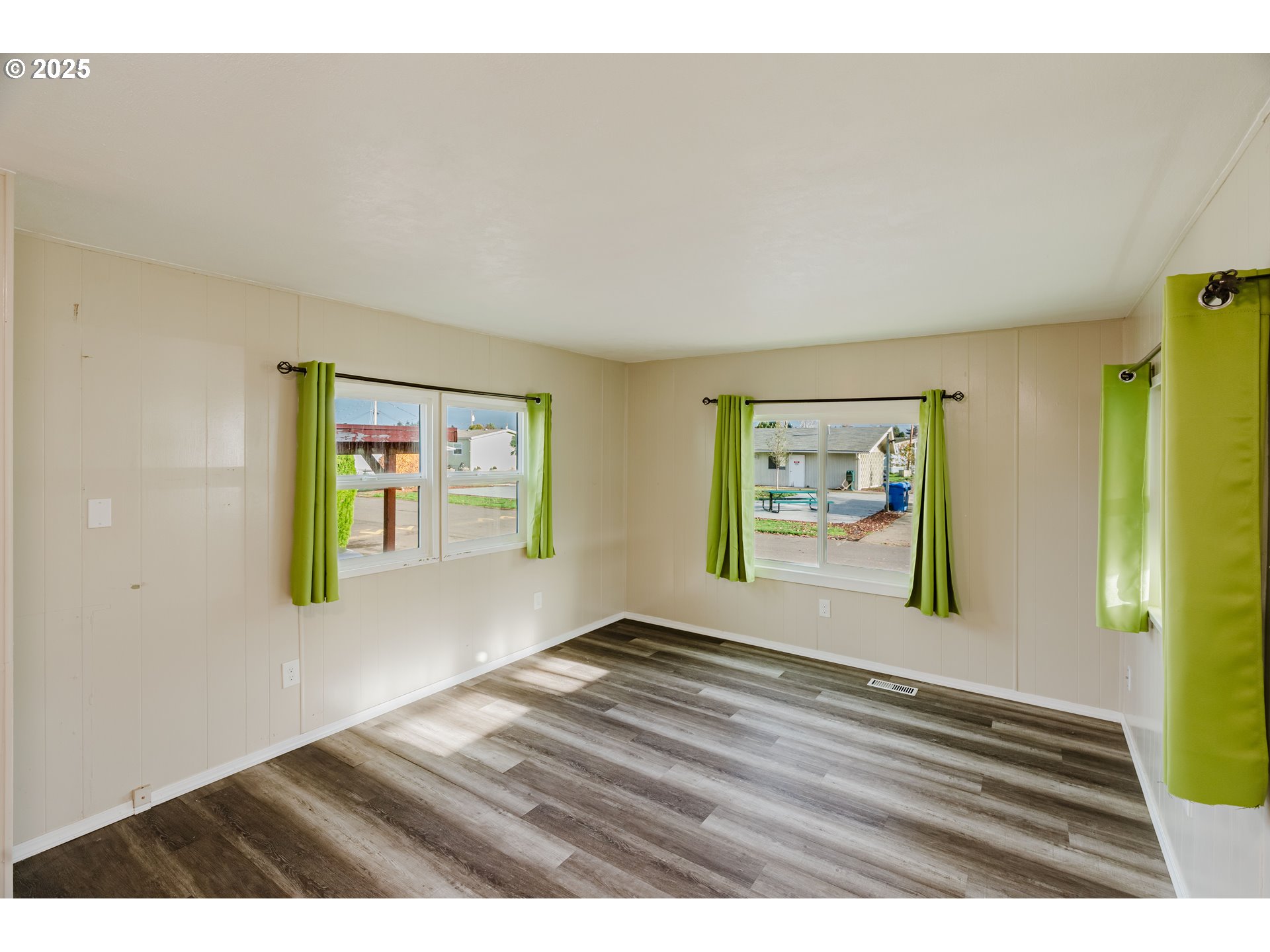 4882 Lancaster Drive, Unit 7 Salem, OR 97305 - Photo 13 of 27