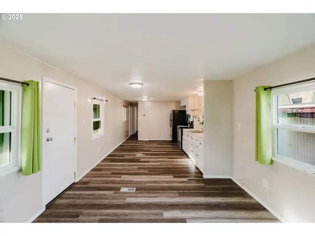 $55,000 | 4882 Lancaster Drive, Unit 7, Salem, OR 97305