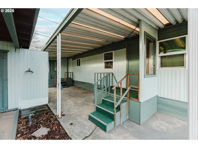 $55,000 | 4882 Lancaster Drive, Unit 7, Salem, OR 97305