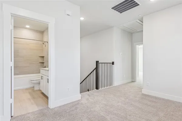 $3,199 | 12895 Raven Way, Unit 33, Farmers Branch, TX 75234