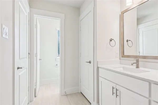 $3,199 | 12895 Raven Way, Unit 33, Farmers Branch, TX 75234