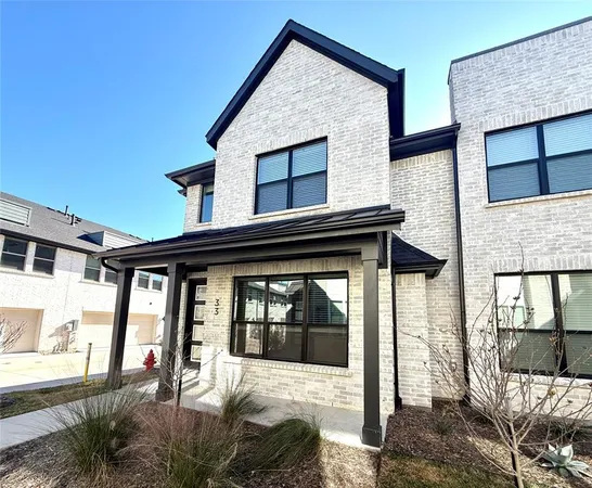 $3,199 | 12895 Raven Way, Unit 33, Farmers Branch, TX 75234