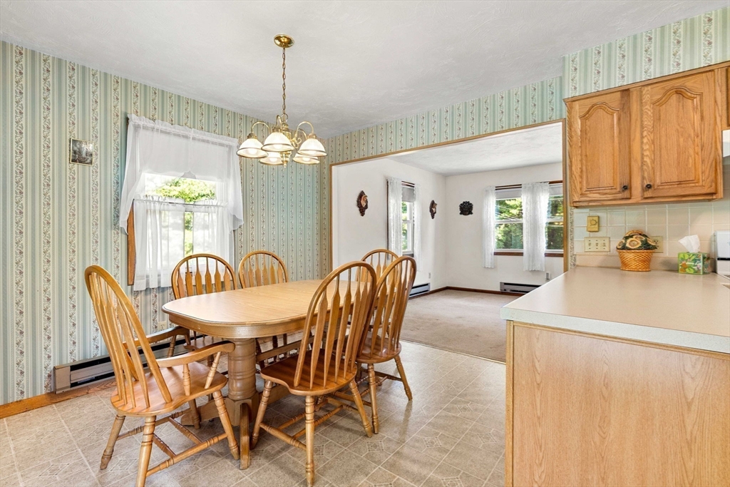 97 Fitch Road Lancaster, MA 01523 - Photo 3 of 42