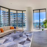 $640,000 | 45 Southwest 9th Street, Unit LPH4501, Miami, FL 33130