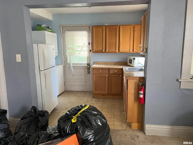 $50,000 | 232 Westminster Street, Jacksonville, IL 62650