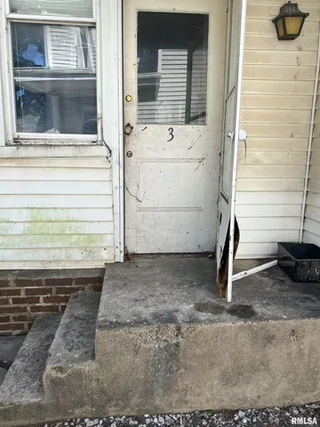 $50,000 | 232 Westminster Street, Jacksonville, IL 62650