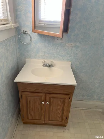 $50,000 | 232 Westminster Street, Jacksonville, IL 62650