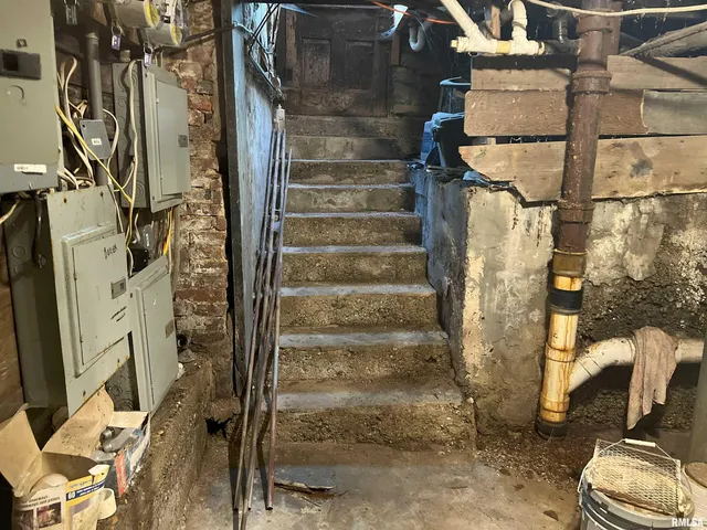 $50,000 | 232 Westminster Street, Jacksonville, IL 62650