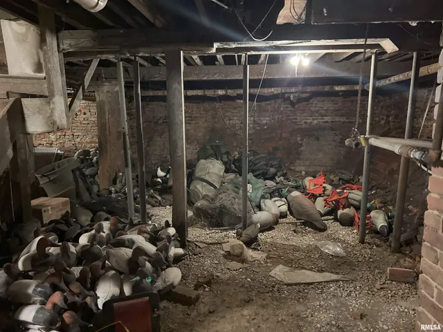 $50,000 | 232 Westminster Street, Jacksonville, IL 62650