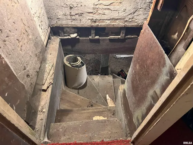 $50,000 | 232 Westminster Street, Jacksonville, IL 62650