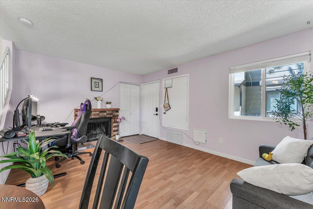 4616 Rio Poco Road Reno, NV 89502 - Photo 6 of 31 06-4616 Rio Poco Rd Reno NV 89502 (3 of