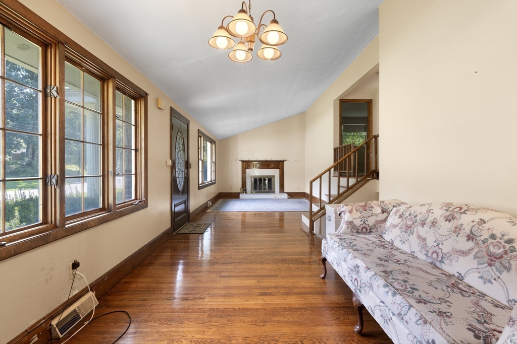 24 Old Jacobs Road Georgetown, MA 01833 - Photo 2 of 28 Gallery Image 2