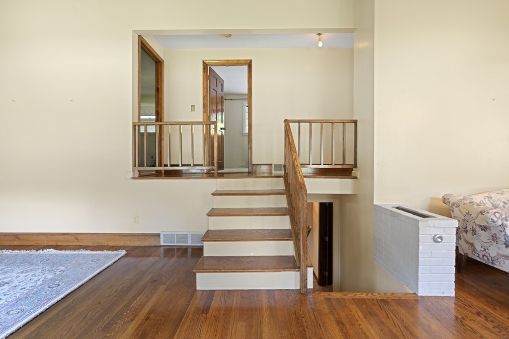 24 Old Jacobs Road Georgetown, MA 01833 - Photo 9 of 28 Gallery Image 9