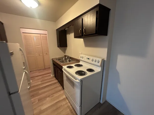 $1,350 | 7300 West North Avenue, Unit 5C, Elmwood Park, IL 60707