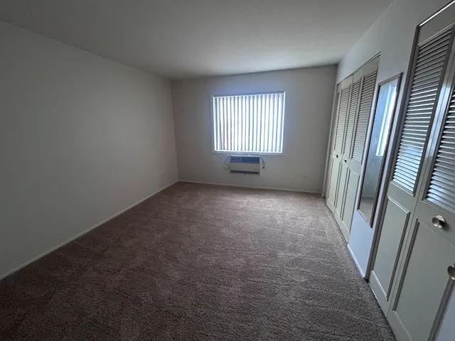 $1,350 | 7300 West North Avenue, Unit 5C, Elmwood Park, IL 60707