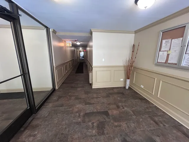 $1,350 | 7300 West North Avenue, Unit 5C, Elmwood Park, IL 60707