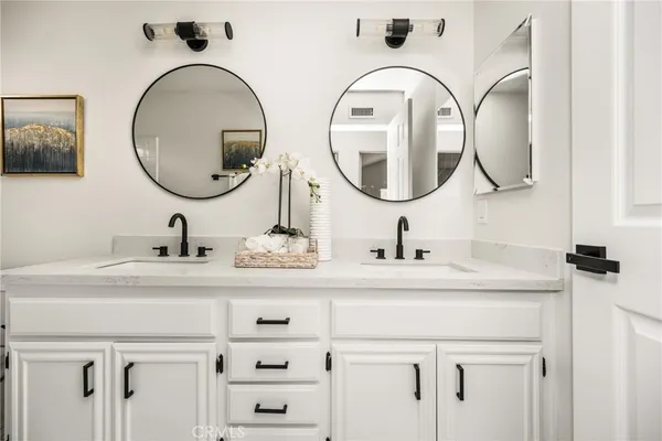 $1,634,888 | 21091 Kensington Lane, Lake Forest, CA 92630