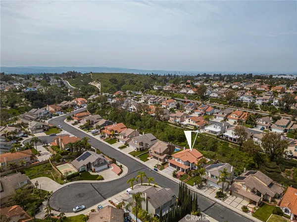 $1,634,888 | 21091 Kensington Lane, Lake Forest, CA 92630