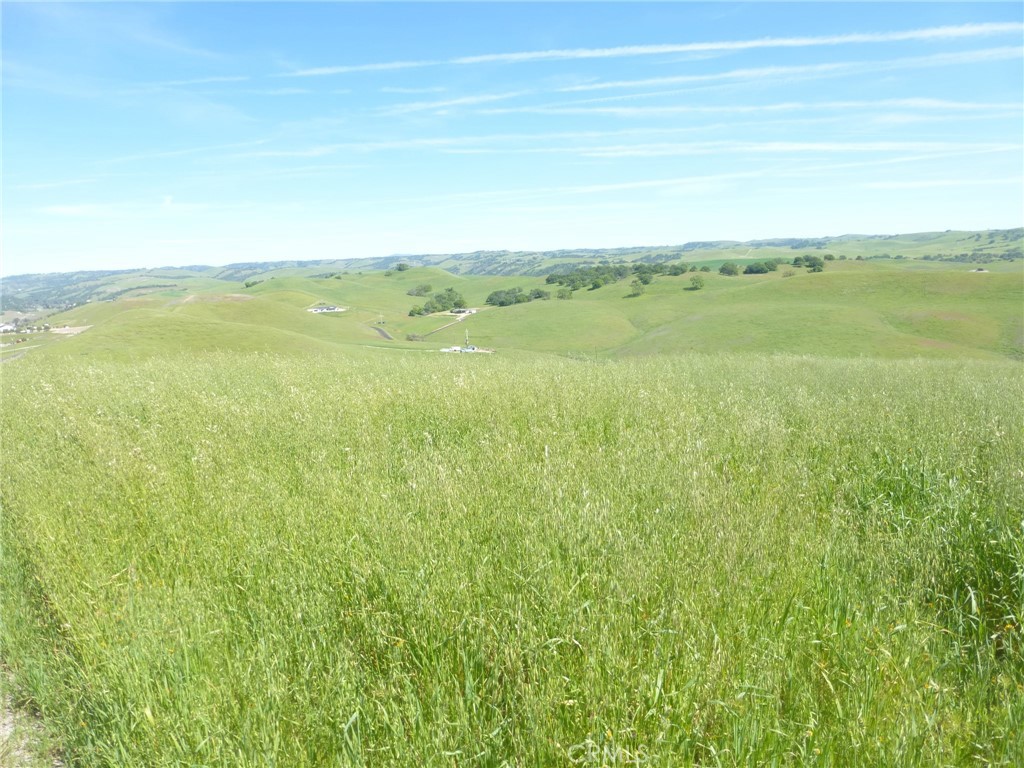 0 Douglas Road San Miguel, CA 93451 - Photo 15 of 44 a view of an ocean from a beach