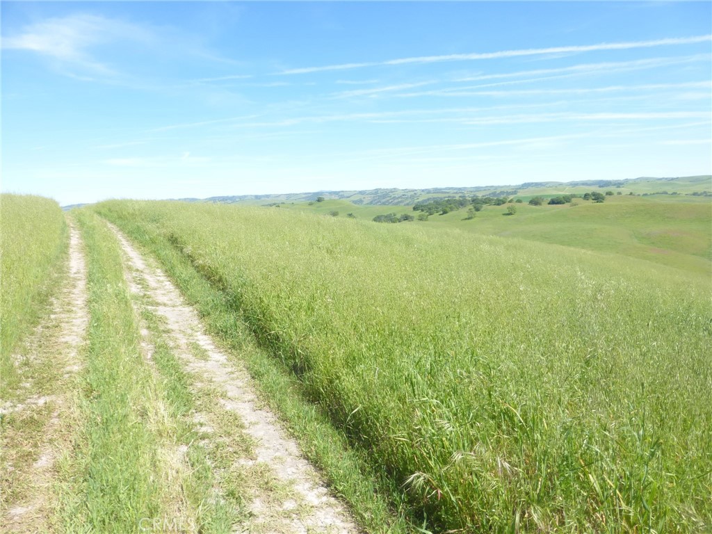 0 Douglas Road San Miguel, CA 93451 - Photo 25 of 44 a view of an ocean from a balcony