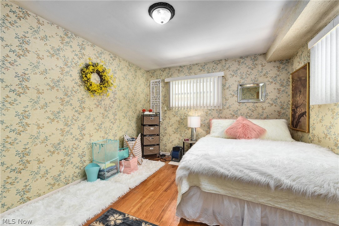 7216 Oakwood Road Parma, OH 44130 - Photo 18 of 30