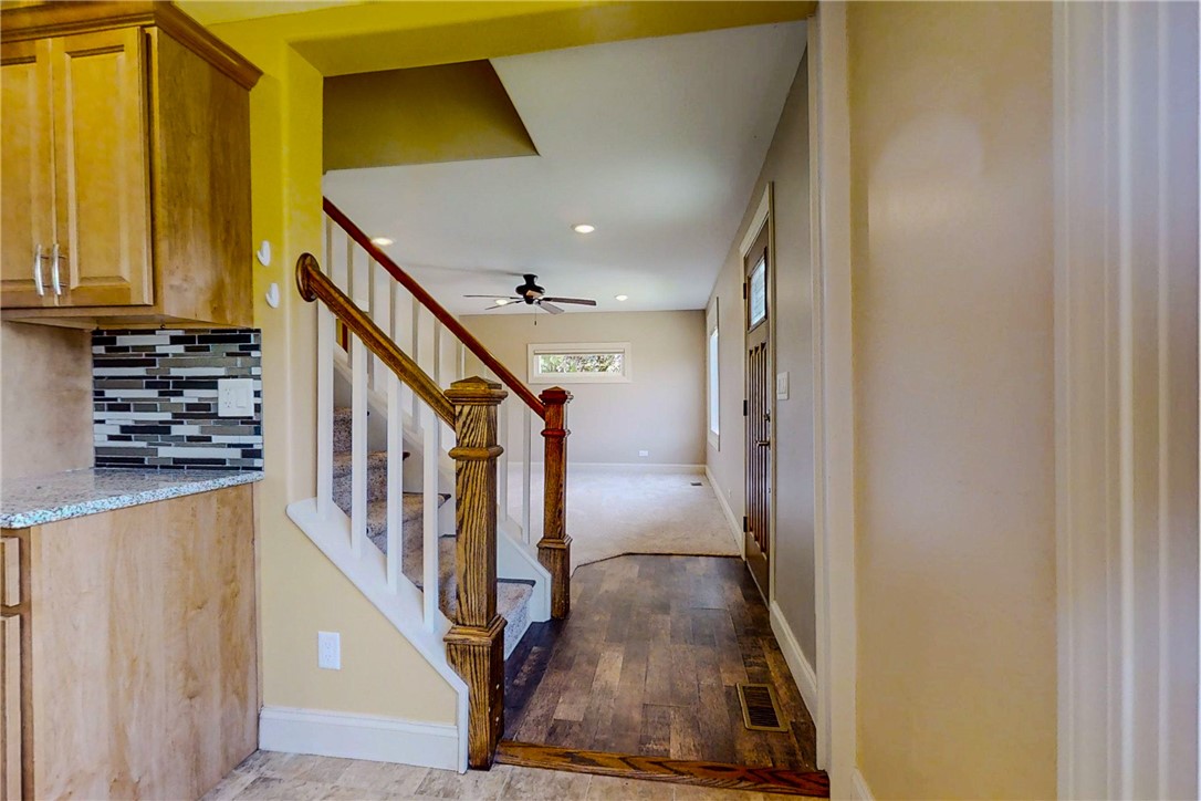 44 West 3rd Street Corning, NY 14830 - Photo 7 of 47