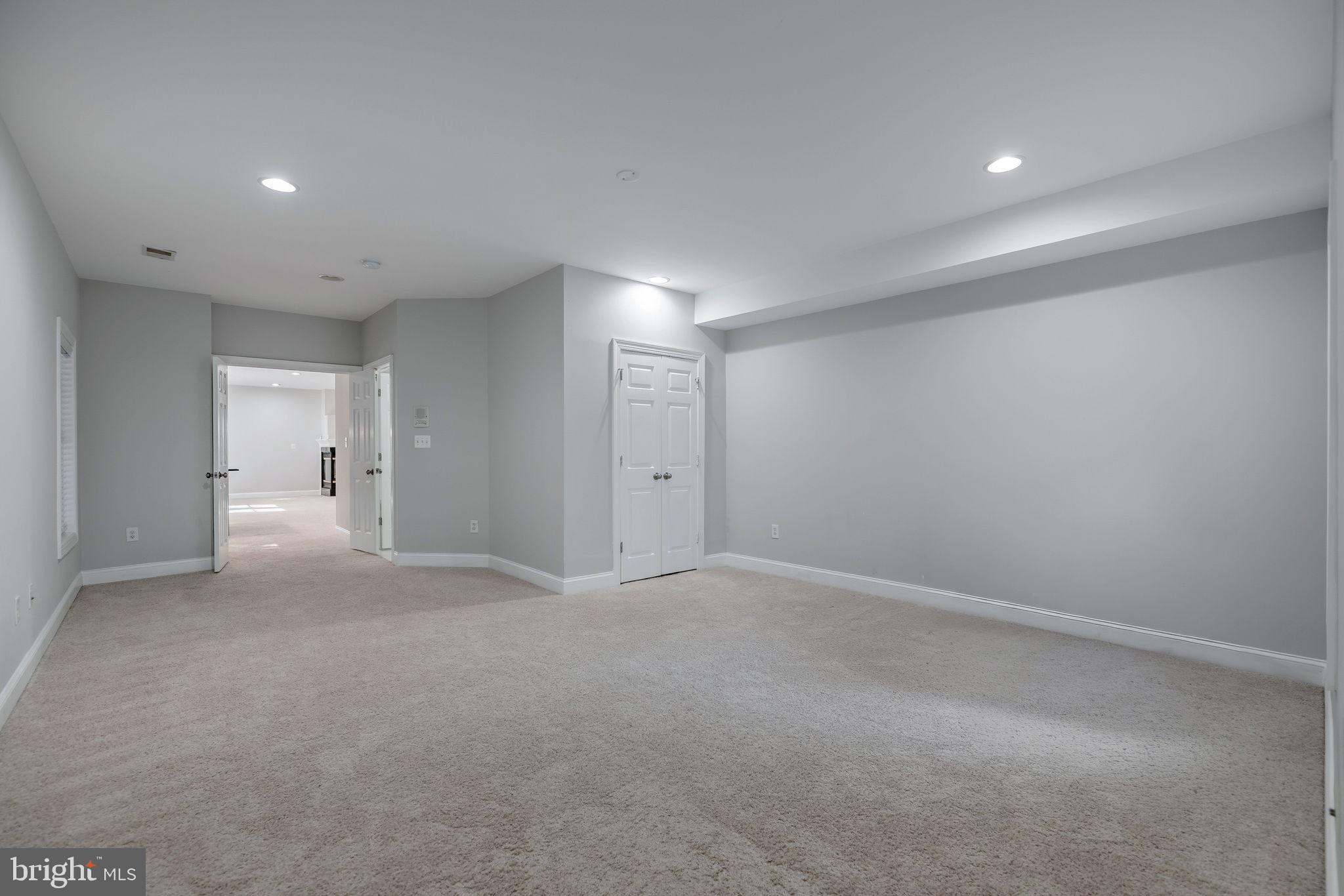 6039 Deer Ridge Trail Springfield, VA 22150 - Photo 70 of 103