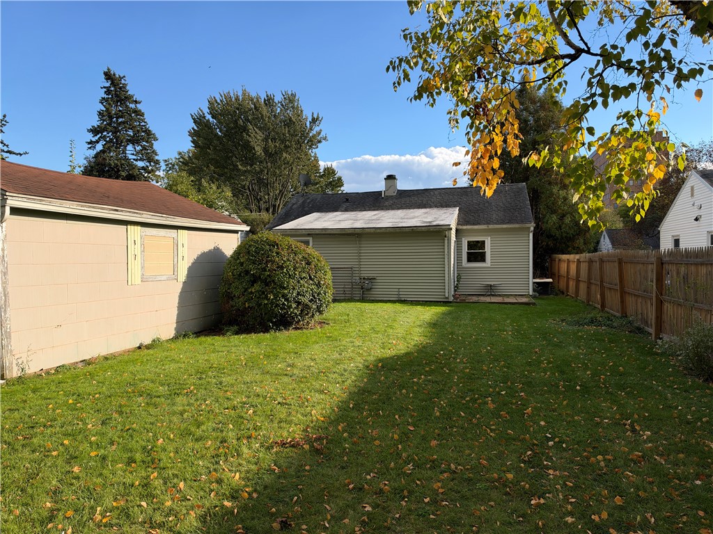 66 Cimarron Drive Rochester, NY 14620 - Photo 6 of 21 Gallery Image 6