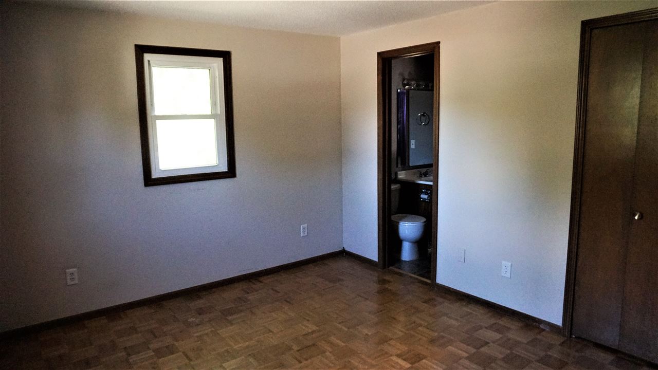 8119 Roxboro Court Fort Wayne, IN 46815 - Photo 12 of 18 Gallery Image 12