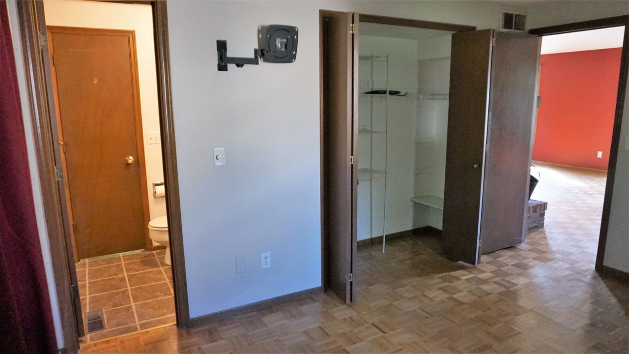 8119 Roxboro Court Fort Wayne, IN 46815 - Photo 10 of 18 Gallery Image 10