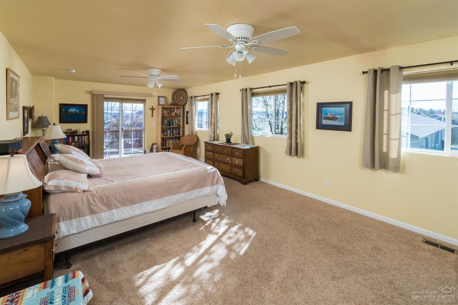 2983 Northeast Yellowpine Road Prineville, OR 97754 - Photo 8 of 22 Gallery Image 8