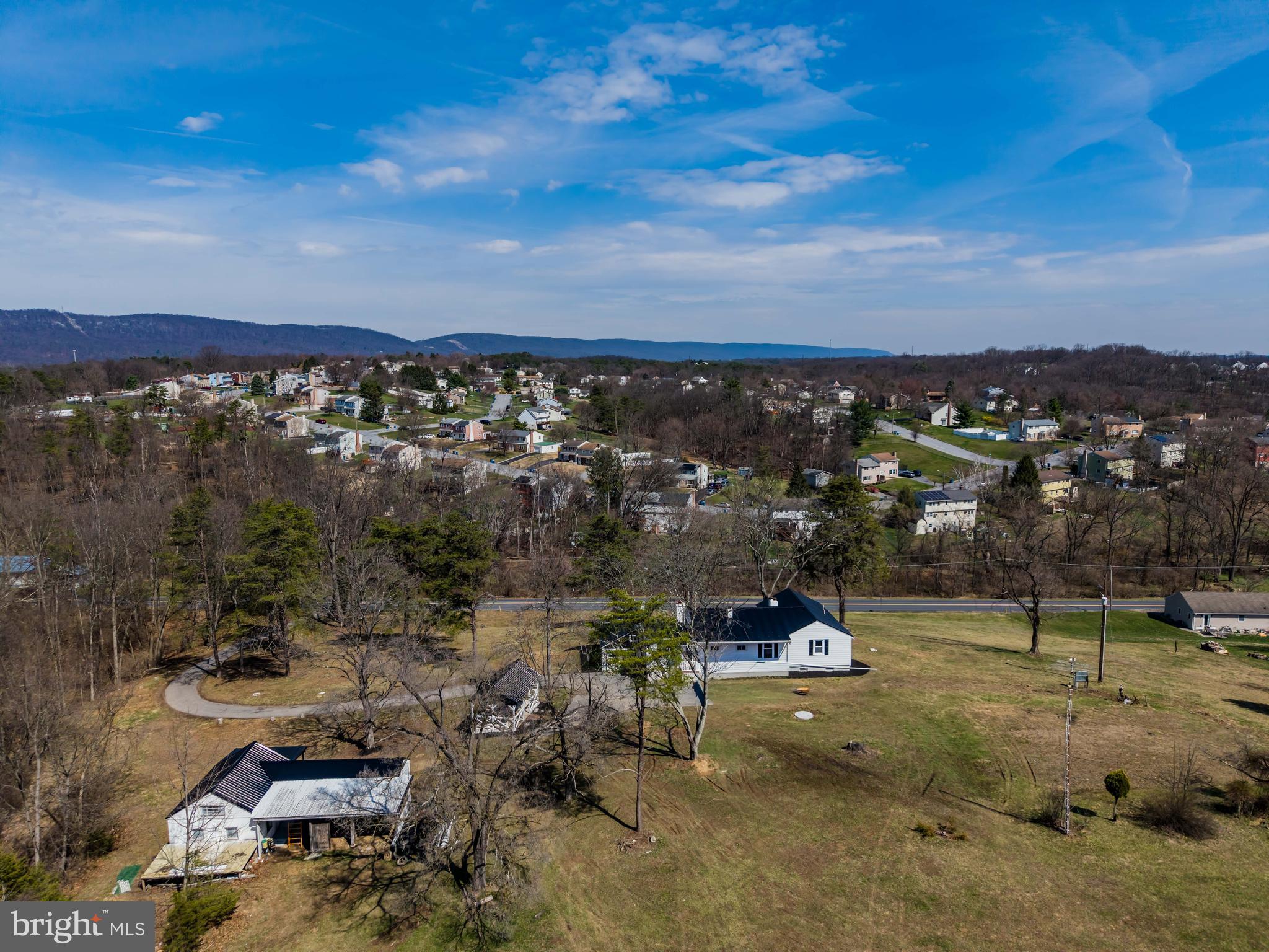 160 Wertz Run Road Carlisle, PA 17013 - Photo 15 of 44 Gallery Image 15