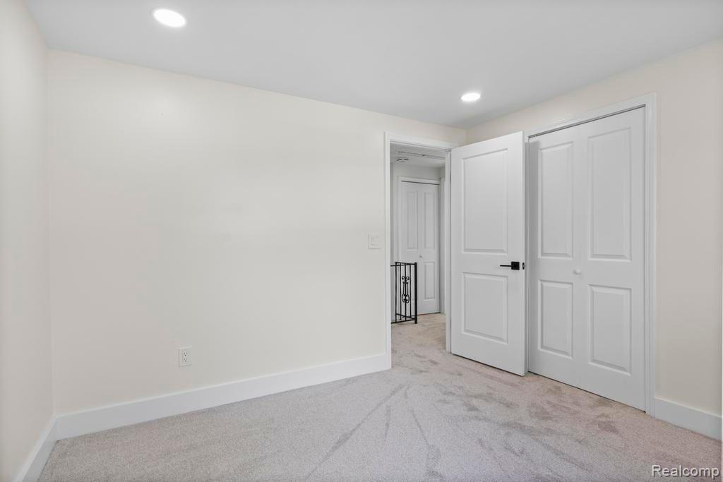 1621 Walnut Ridge Circle Canton, MI 48187 - Photo 32 of 61
