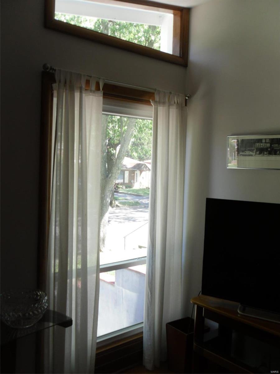 1045 Groby Road St. Louis, MO 63130 - Photo 18 of 41 Gallery Image 18