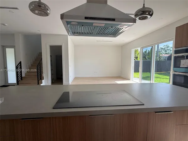 $16,000 | 1981 Southwest 33rd Avenue, Miami, FL 33145