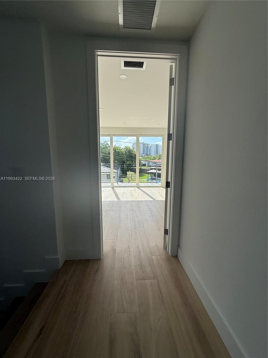 1981 Southwest 33rd Avenue Miami, FL 33145 - Photo 20 of 61