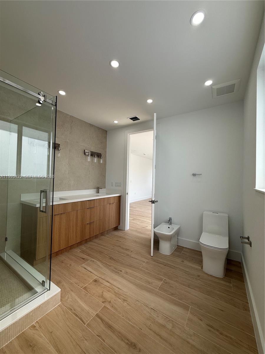 1981 Southwest 33rd Avenue Miami, FL 33145 - Photo 26 of 61