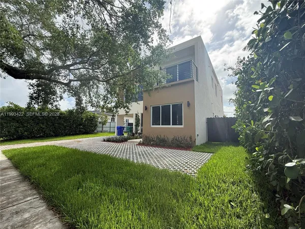 $16,000 | 1981 Southwest 33rd Avenue, Miami, FL 33145