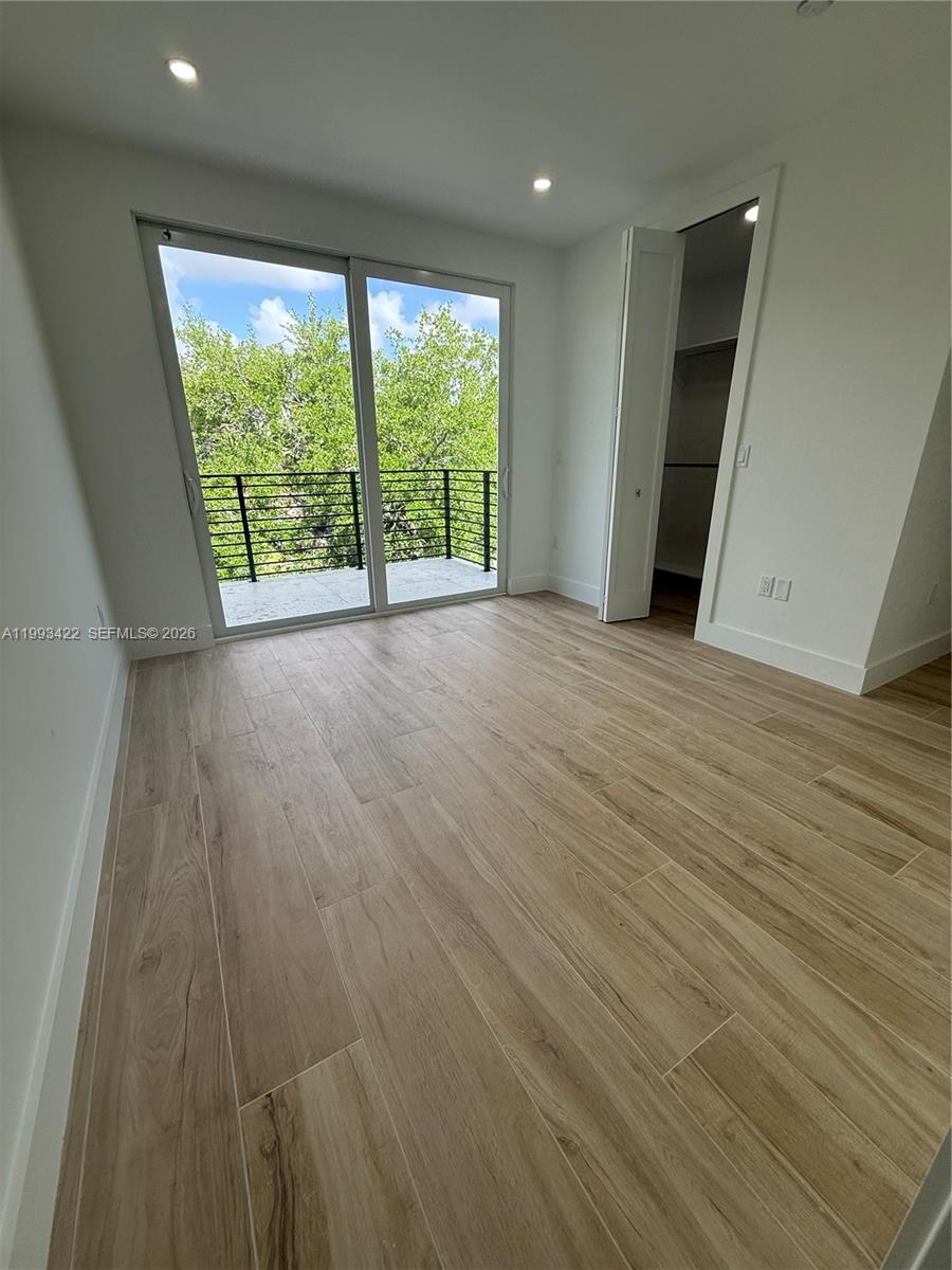 1981 Southwest 33rd Avenue Miami, FL 33145 - Photo 40 of 61