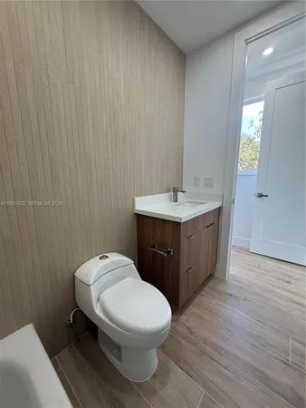 $16,000 | 1981 Southwest 33rd Avenue, Miami, FL 33145