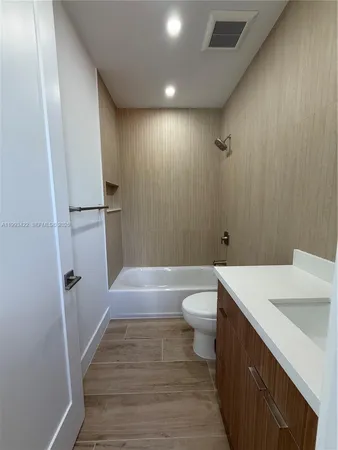 $16,000 | 1981 Southwest 33rd Avenue, Miami, FL 33145