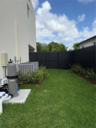 $16,000 | 1981 Southwest 33rd Avenue, Miami, FL 33145