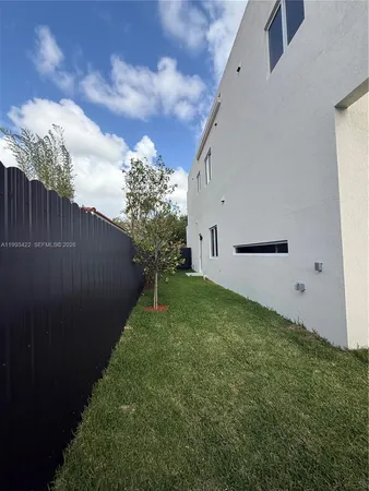 $16,000 | 1981 Southwest 33rd Avenue, Miami, FL 33145