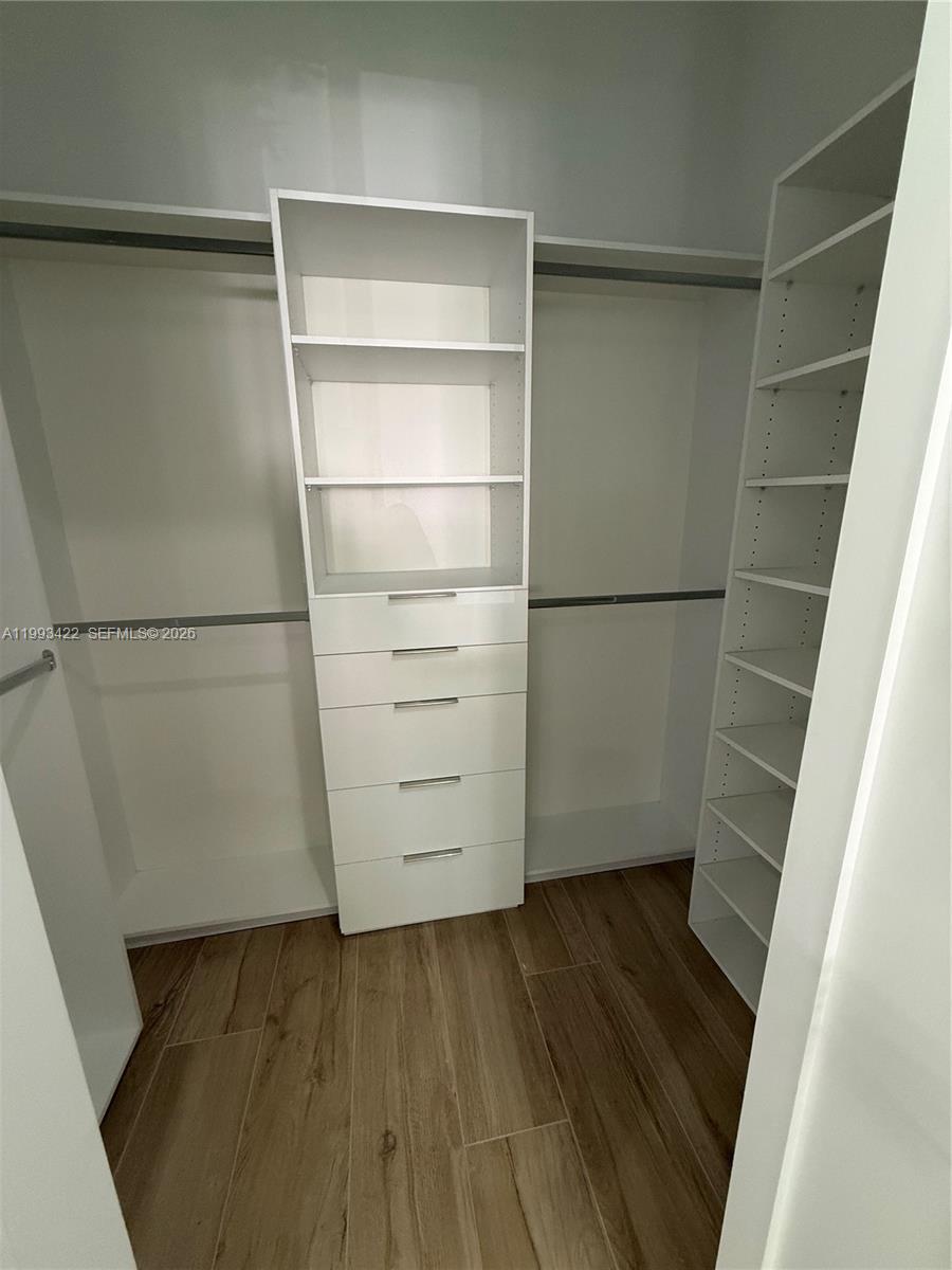 1981 Southwest 33rd Avenue Miami, FL 33145 - Photo 9 of 61