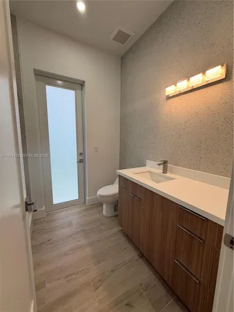 $16,000 | 1981 Southwest 33rd Avenue, Miami, FL 33145