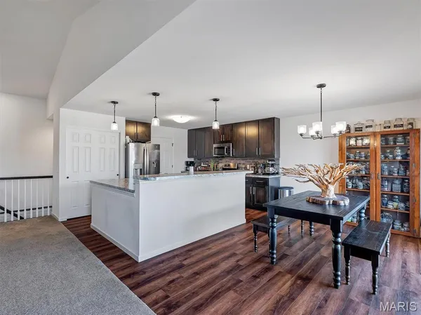 $369,900 | 1833 Sunset Ridge, Festus, MO 63028