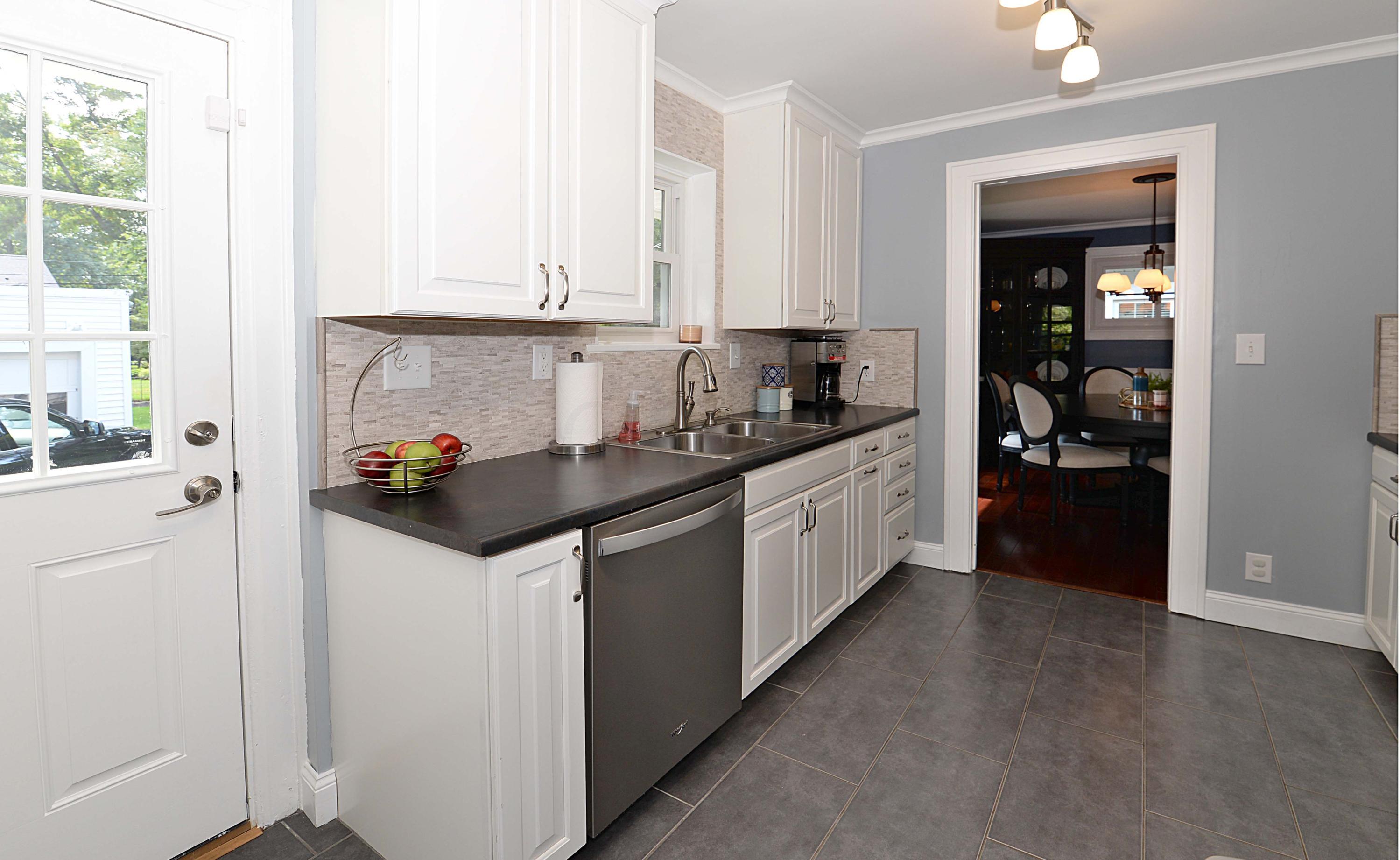 185 Brevoort Road Columbus, OH 43214 - Photo 31 of 49 Gallery Image 31